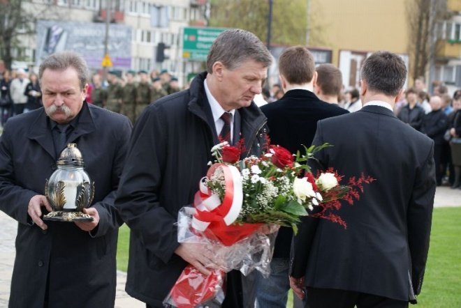 Marsz Pamięci (16.04.2010) - zdjęcie #106 - eOstroleka.pl