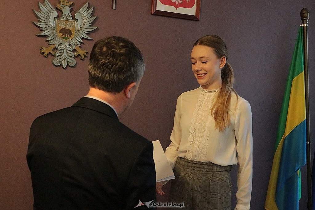 UKS Siódemka z wizytą u prezydenta miasta [05.01.2018] - zdjęcie #7 - eOstroleka.pl
