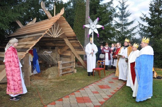 Orszak Trzech Króli w Lelisie [ZDJĘCIA] - zdjęcie #43 - eOstroleka.pl