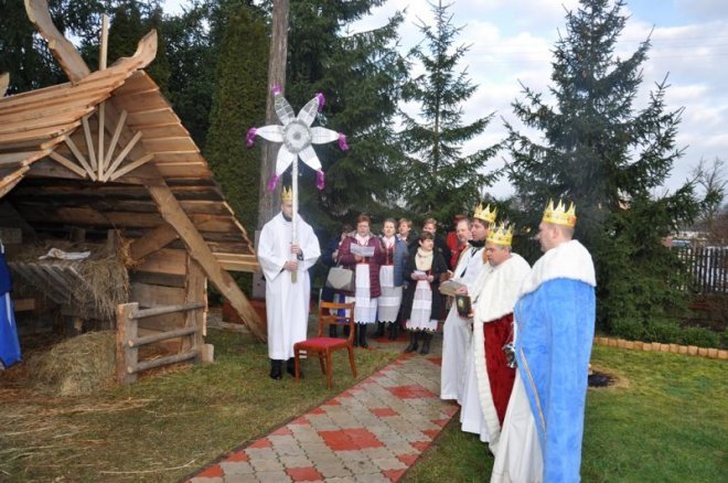 Orszak Trzech Króli w Lelisie [ZDJĘCIA] - zdjęcie #44 - eOstroleka.pl