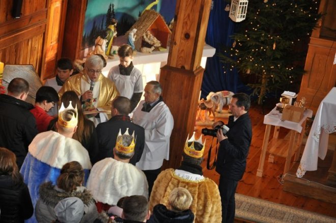 Orszak Trzech Króli w Lelisie [ZDJĘCIA] - zdjęcie #62 - eOstroleka.pl