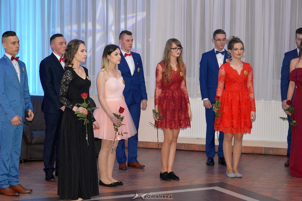 Studniówka w ZSP w Kadzidle [13.01.2018] - zdjęcie #28 - eOstroleka.pl