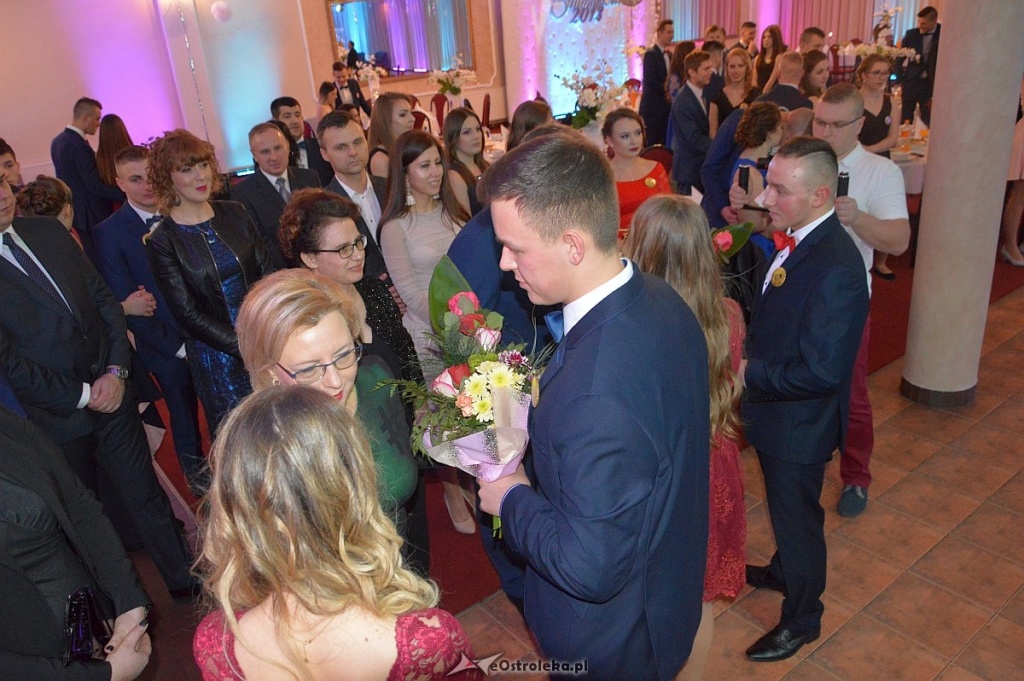 Studniówka w ZSP w Kadzidle [13.01.2018] - zdjęcie #15 - eOstroleka.pl