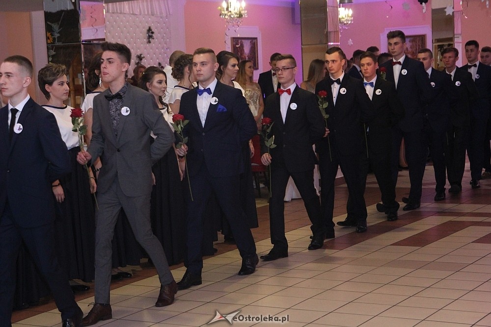 Studniówka 2018: II SLO [13.01.2018] - zdjęcie #249 - eOstroleka.pl