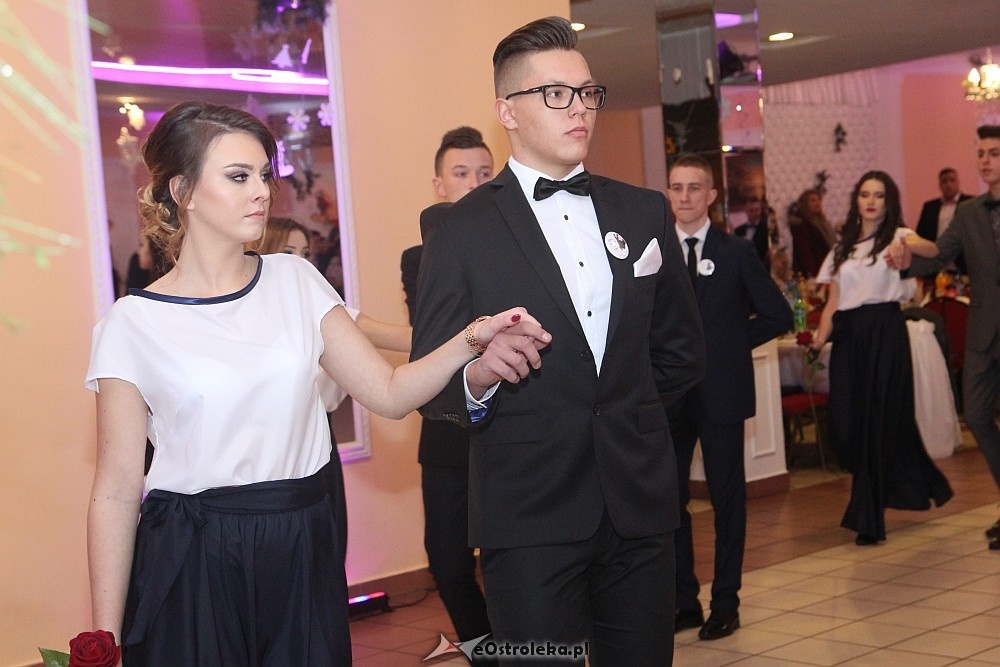 Studniówka 2018: II SLO [13.01.2018] - zdjęcie #208 - eOstroleka.pl