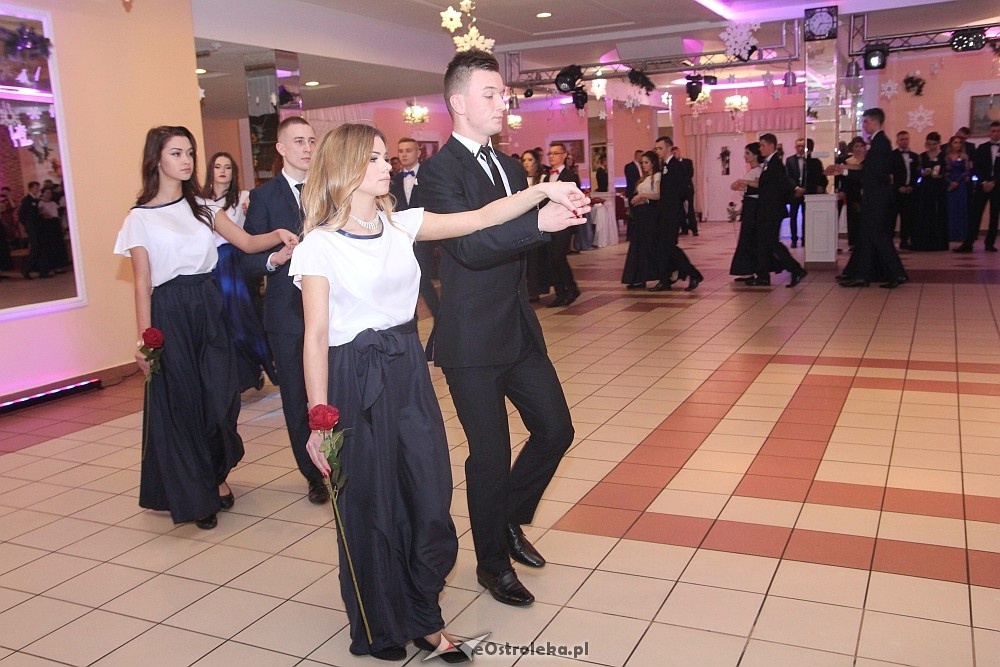 Studniówka 2018: II SLO [13.01.2018] - zdjęcie #184 - eOstroleka.pl