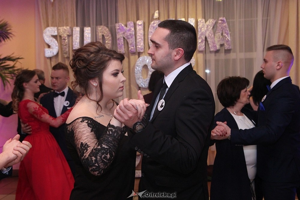 Studniówka 2018: II SLO [13.01.2018] - zdjęcie #155 - eOstroleka.pl