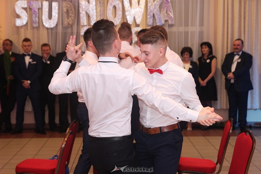 Studniówka 2018: II SLO [13.01.2018] - zdjęcie #115 - eOstroleka.pl