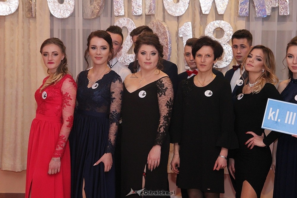 Studniówka 2018: II SLO [13.01.2018] - zdjęcie #85 - eOstroleka.pl