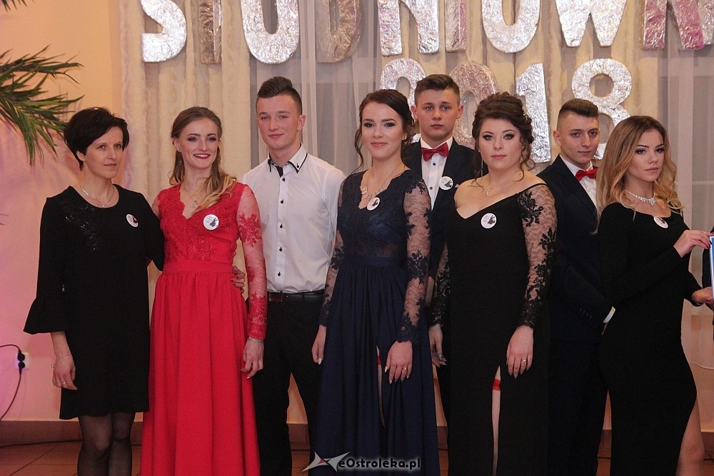 Studniówka 2018: II SLO [13.01.2018] - zdjęcie #82 - eOstroleka.pl