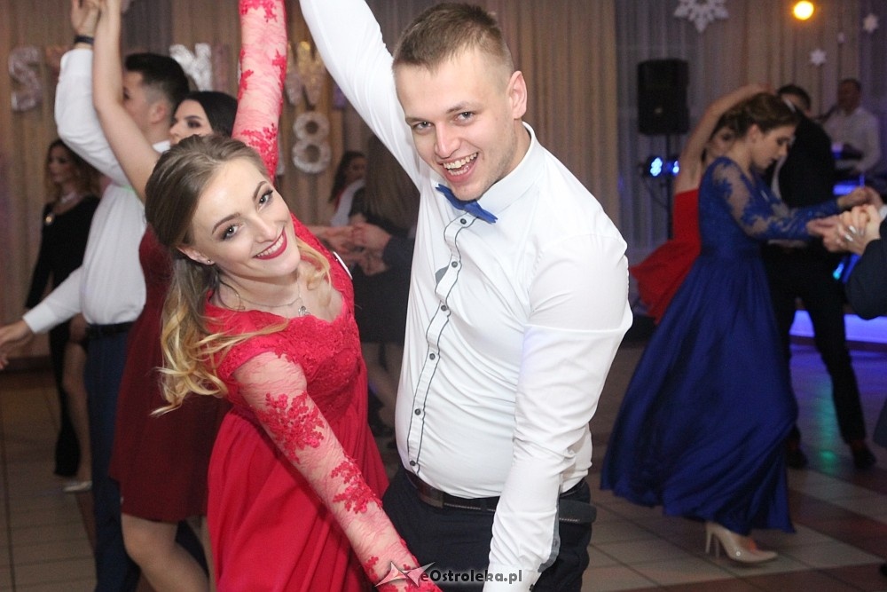 Studniówka 2018: II SLO [13.01.2018] - zdjęcie #9 - eOstroleka.pl