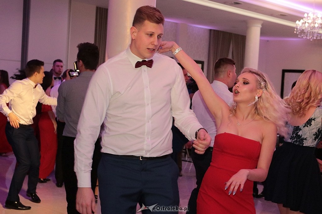 Studniówka ZSZ 3 w Ostrołęce [13.01.2018] - zdjęcie #6 - eOstroleka.pl
