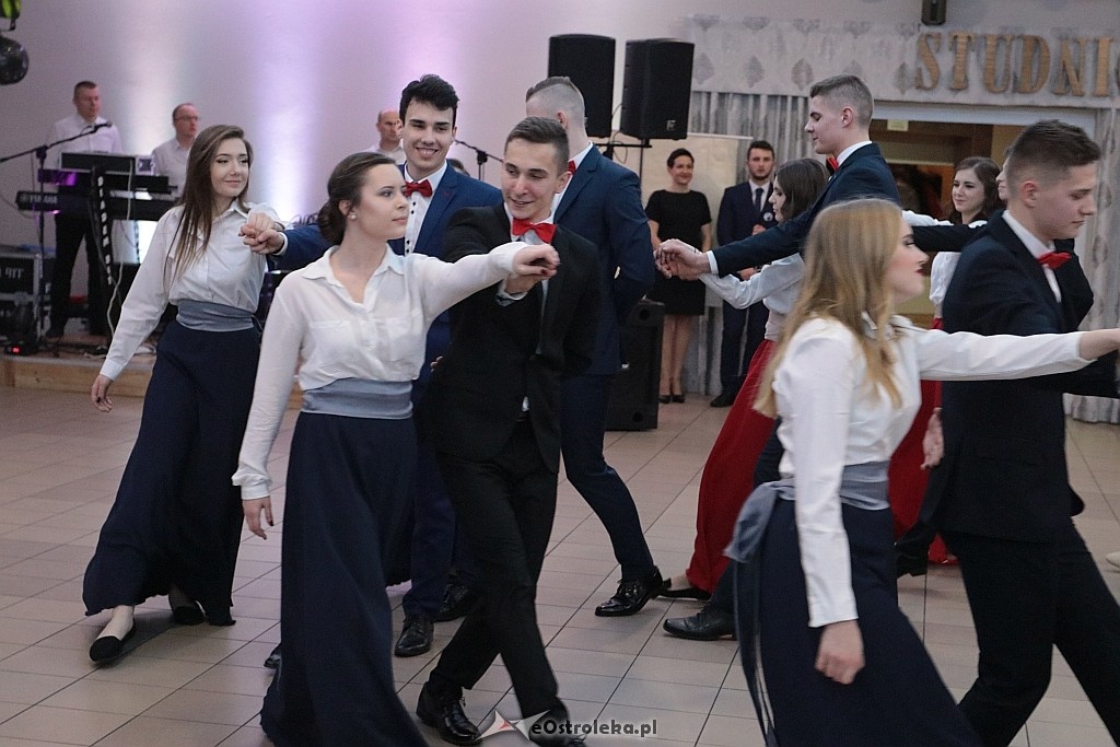 Studniówka ZSZ 1 w Ostrołęce [13.01.2018] - zdjęcie #175 - eOstroleka.pl
