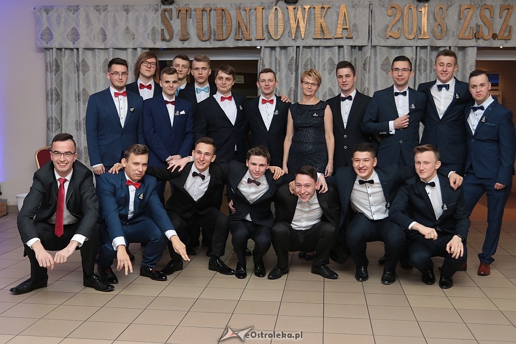 Studniówka ZSZ 1 w Ostrołęce [13.01.2018] - zdjęcie #122 - eOstroleka.pl