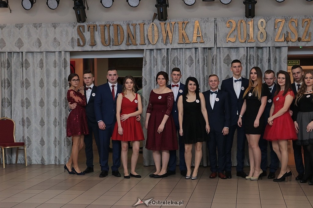 Studniówka ZSZ 1 w Ostrołęce [13.01.2018] - zdjęcie #147 - eOstroleka.pl