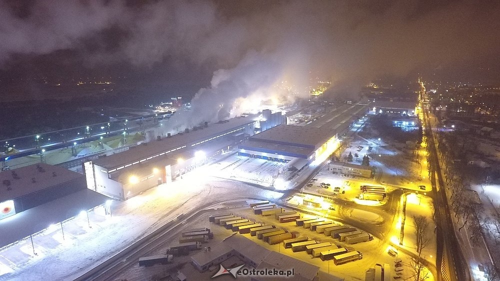 Nocny krajobraz przemysłowej częśći Ostrołęki [18.01.2018] - zdjęcie #5 - eOstroleka.pl