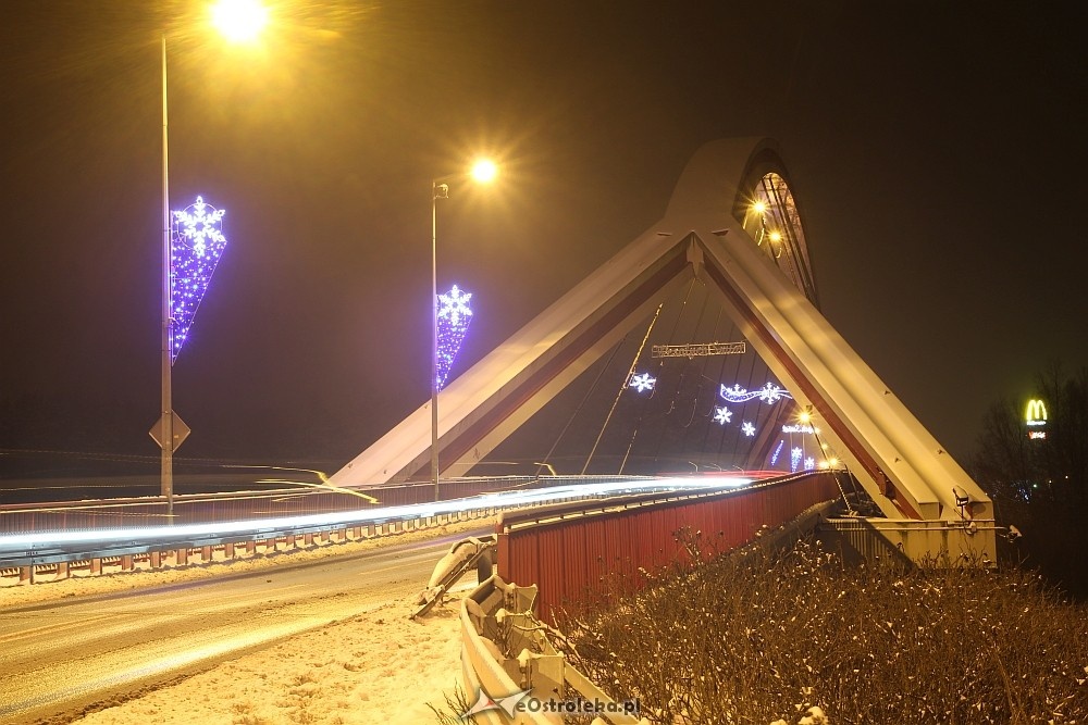 Nocny krajobraz przemysłowej częśći Ostrołęki [18.01.2018] - zdjęcie #31 - eOstroleka.pl