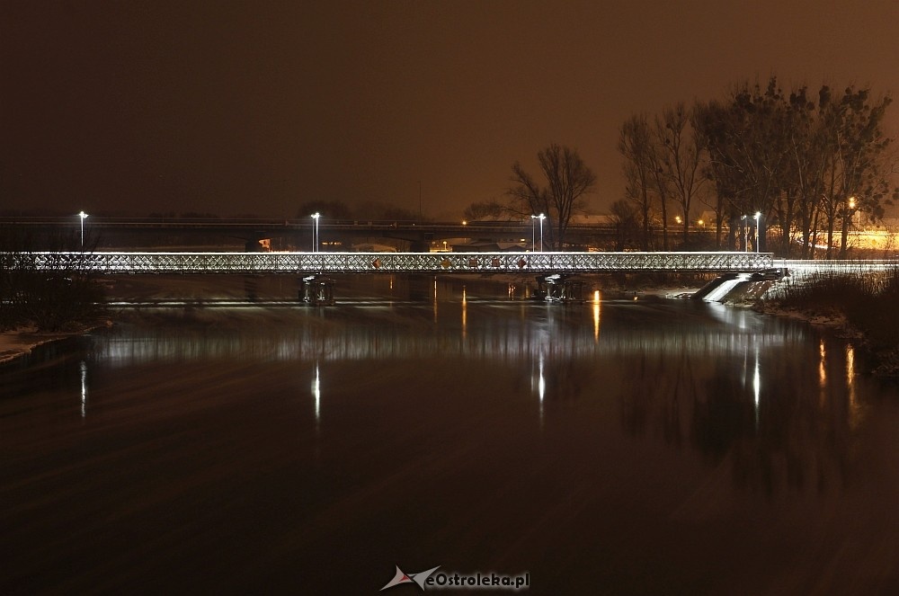 Nocny krajobraz przemysłowej częśći Ostrołęki [18.01.2018] - zdjęcie #33 - eOstroleka.pl