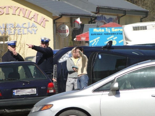 Wypadek na skrzyżowaniu Granicznej i Ławskiej (20.04.2010) - zdjęcie #4 - eOstroleka.pl