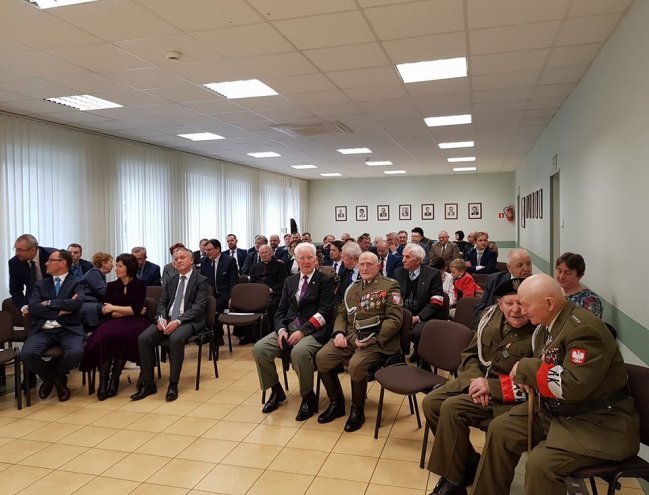 Premier Morawiecki spotkał się z ostrołęckimi kombatantami [19.01.2018] - zdjęcie #12 - eOstroleka.pl