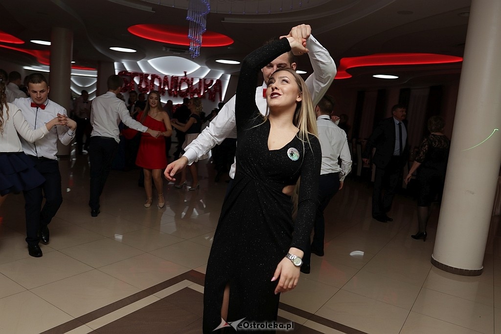 Studniówka ZSP w Goworowie [20.01.2018] - zdjęcie #17 - eOstroleka.pl