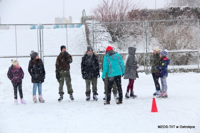 Ferie zimowe z MZOS-TiIT - konkursy na lodzie - zdjęcie #7 - eOstroleka.pl
