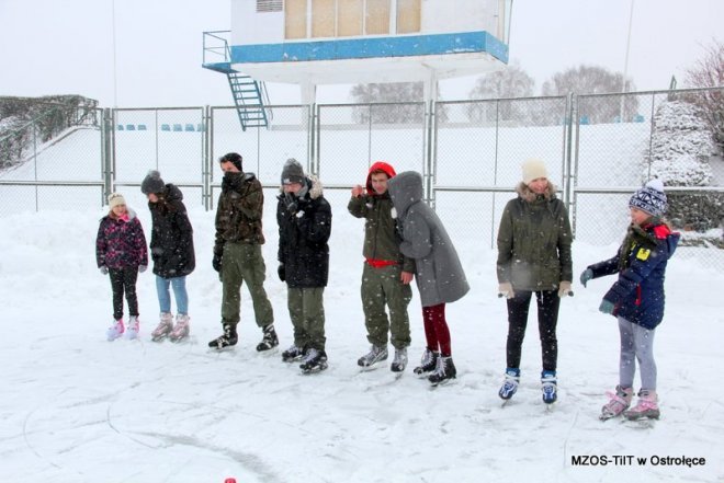 Ferie zimowe z MZOS-TiIT - konkursy na lodzie - zdjęcie #9 - eOstroleka.pl