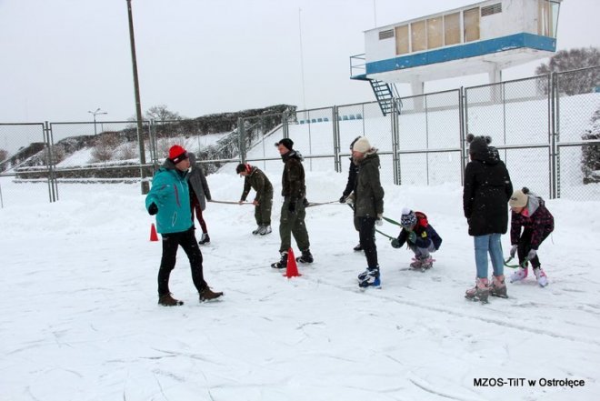 Ferie zimowe z MZOS-TiIT - konkursy na lodzie - zdjęcie #29 - eOstroleka.pl