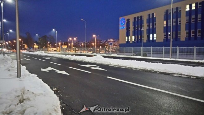 Ulica Goworowska w rejonie Galerii Bursztynowej po przebudowie [23.01.2018] - zdjęcie #9 - eOstroleka.pl