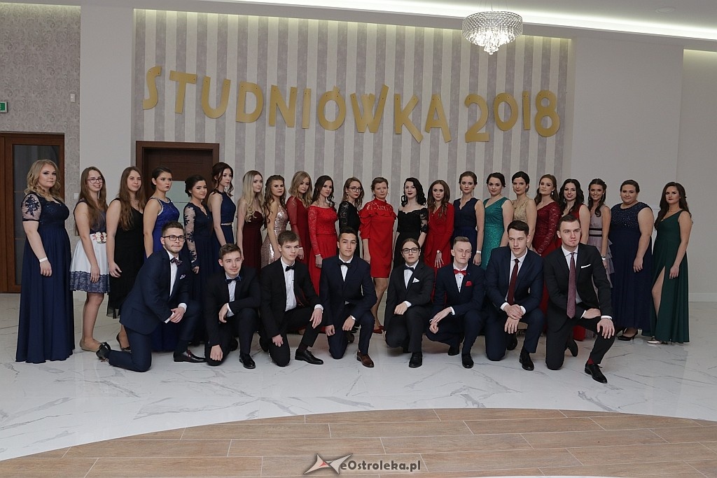 Studniówka III LO w Ostrołęce [27.01.2018] - zdjęcie #113 - eOstroleka.pl