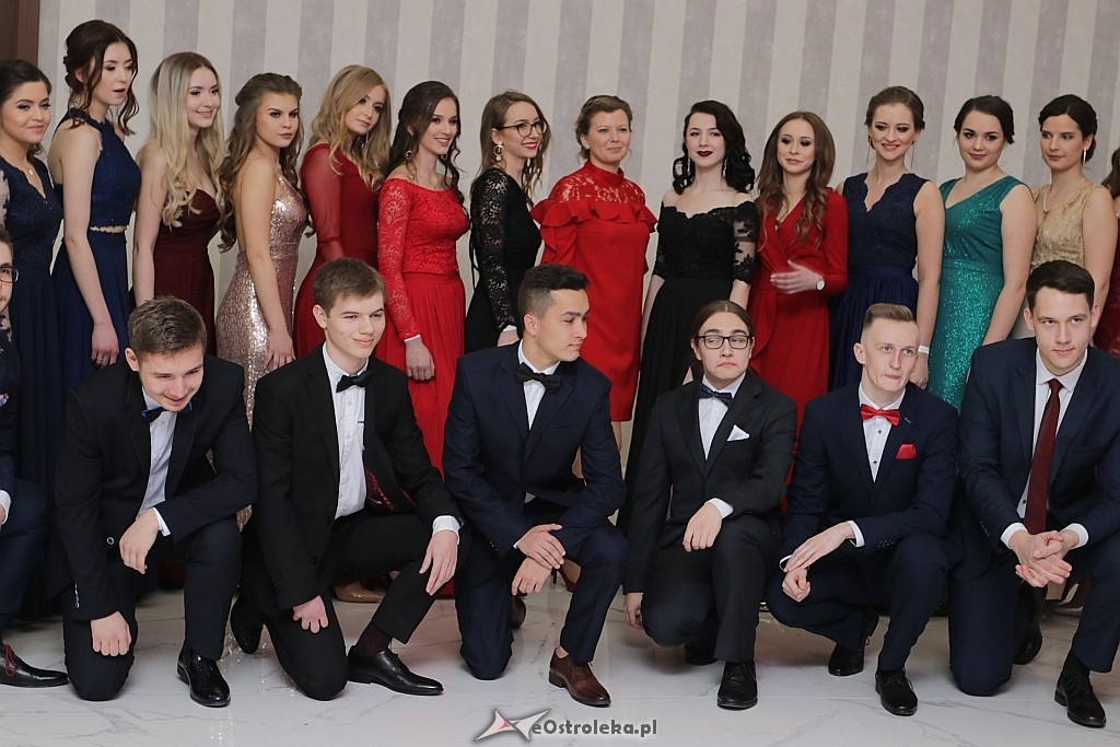 Studniówka III LO w Ostrołęce [27.01.2018] - zdjęcie #112 - eOstroleka.pl