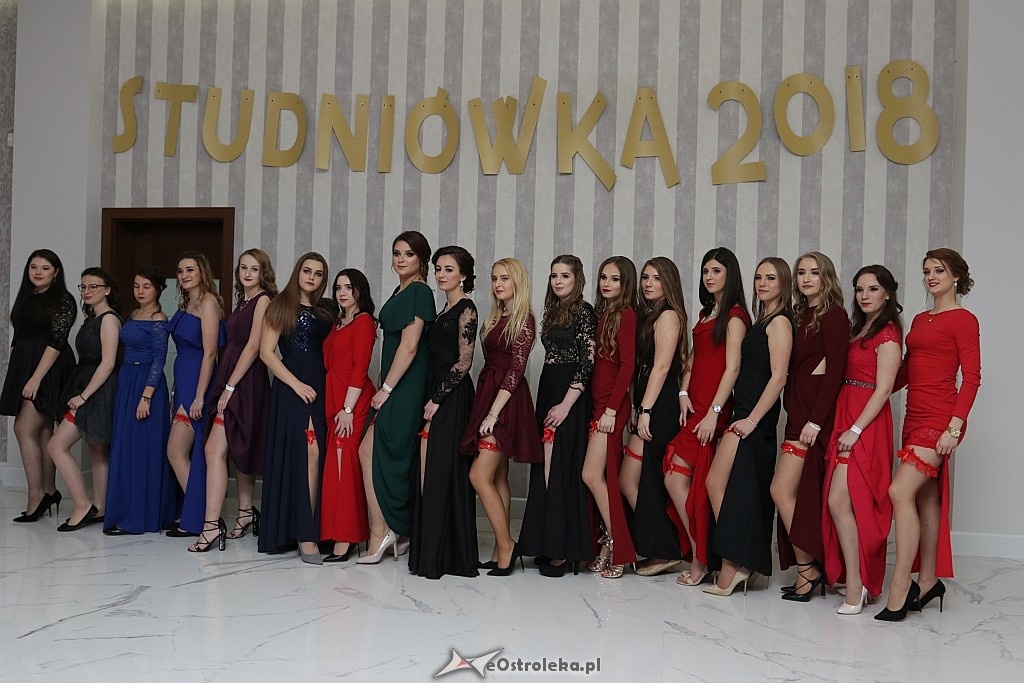 Studniówka III LO w Ostrołęce [27.01.2018] - zdjęcie #87 - eOstroleka.pl
