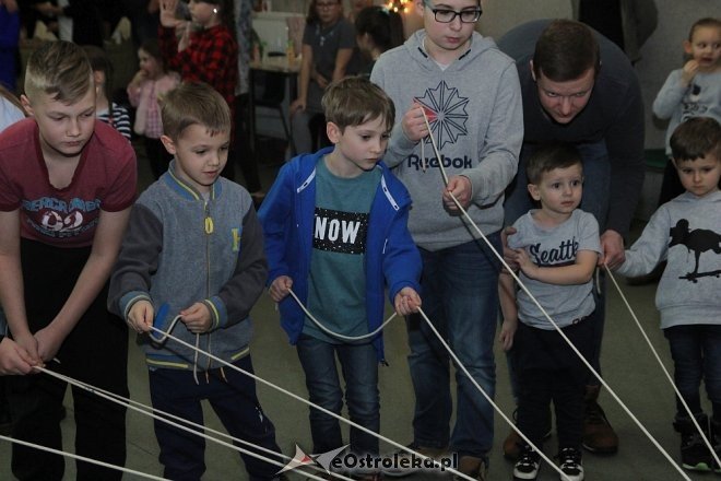 Choinkowe spotkanie dla dzieci z osiedli Stare Miasto i Łazek [27.01.2018] - zdjęcie #18 - eOstroleka.pl