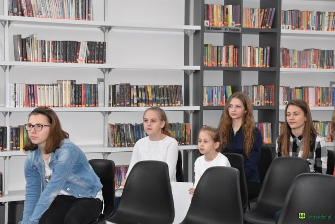 Konkurs Jednego Wiersza w kadzidlańskiej bibliotece [29.01.2018] - zdjęcie #6 - eOstroleka.pl