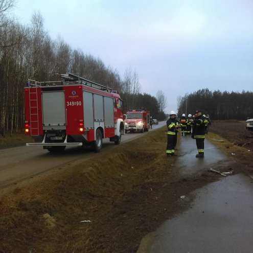 Wypadek w Zamościu [ZDJĘCIA] - zdjęcie #4 - eOstroleka.pl
