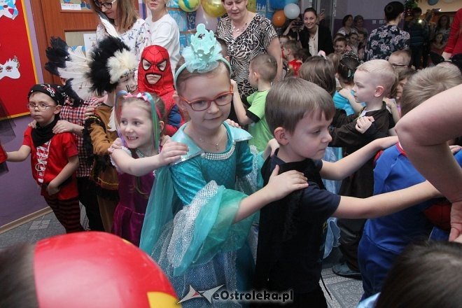 Bal karnawałowy w Przedszkolu Miejskim nr 8 [02.02.2018] - zdjęcie #59 - eOstroleka.pl