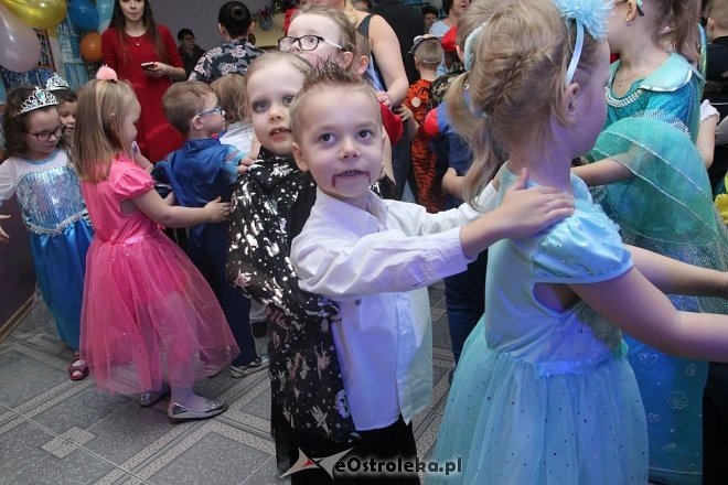 Bal karnawałowy w Przedszkolu Miejskim nr 8 [02.02.2018] - zdjęcie #45 - eOstroleka.pl