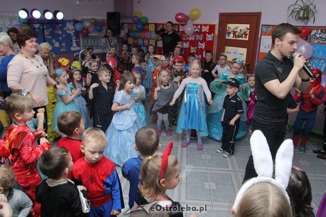 Bal karnawałowy w Przedszkolu Miejskim nr 8 [02.02.2018] - zdjęcie #25 - eOstroleka.pl