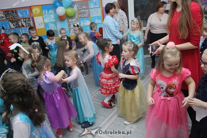 Bal karnawałowy w Przedszkolu Miejskim nr 8 [02.02.2018] - zdjęcie #22 - eOstroleka.pl