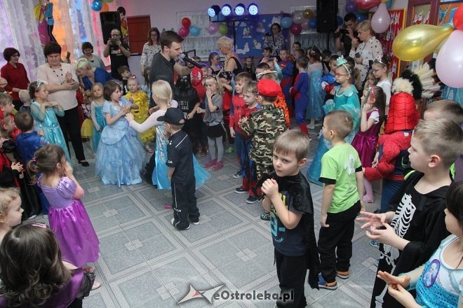 Bal karnawałowy w Przedszkolu Miejskim nr 8 [02.02.2018] - zdjęcie #16 - eOstroleka.pl