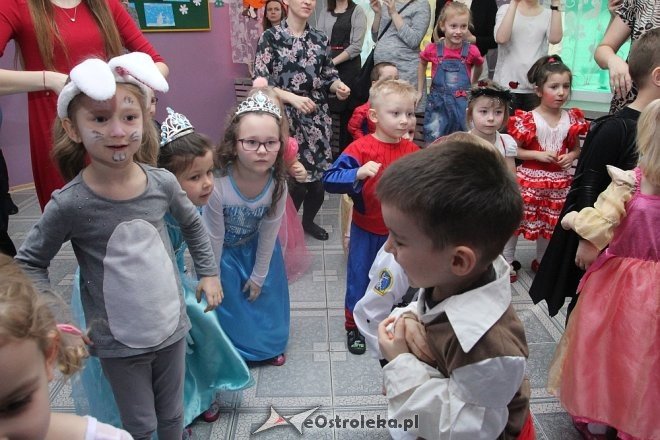 Bal karnawałowy w Przedszkolu Miejskim nr 8 [02.02.2018] - zdjęcie #7 - eOstroleka.pl