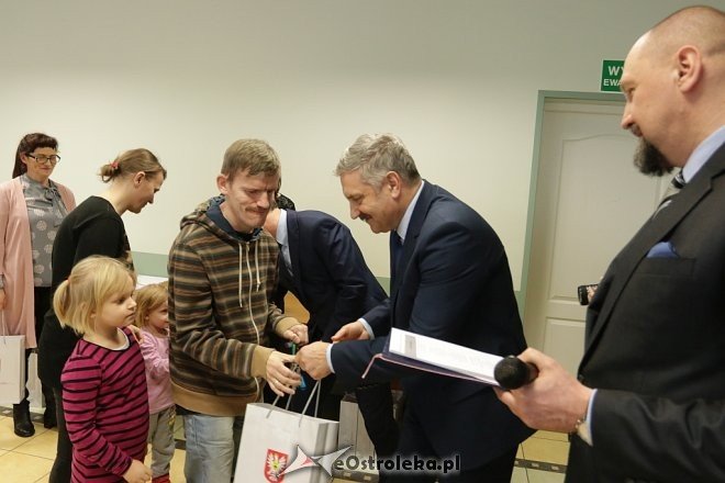 Odebranie kluczy do mieszkań OTBS [05.02.2018] - zdjęcie #17 - eOstroleka.pl