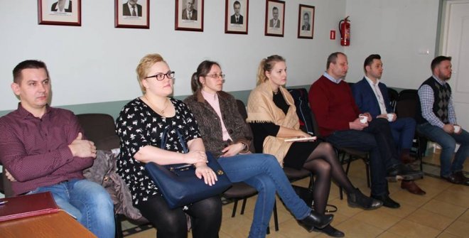 Ostrołęka: Samorząd i przedsiębiorcy będą wspierać młodzież przy wyborze szkoły i zawodu [09.02.2018] - zdjęcie #18 - eOstroleka.pl