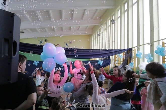 Zabawa choinkowa trzech osiedli [10.02.2018] - zdjęcie #12 - eOstroleka.pl