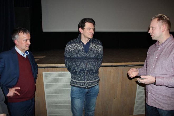 Projekcja filmu „Wyklęty” i spotkanie z aktorem oraz producentem Marcinem Kwaśnym [27.02.2018] - zdjęcie #24 - eOstroleka.pl
