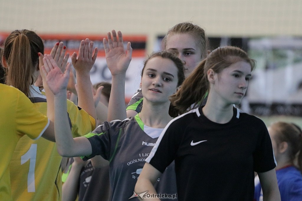 Mistrzostwa Ostrołęki szkół średnich w piłce ręcznej kobiet [28.02.2018] - zdjęcie #23 - eOstroleka.pl