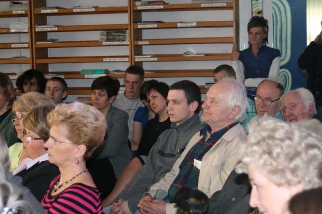 Spektakl Kobiety - sytuacja krytyczna (29.04.2010) - zdjęcie #18 - eOstroleka.pl