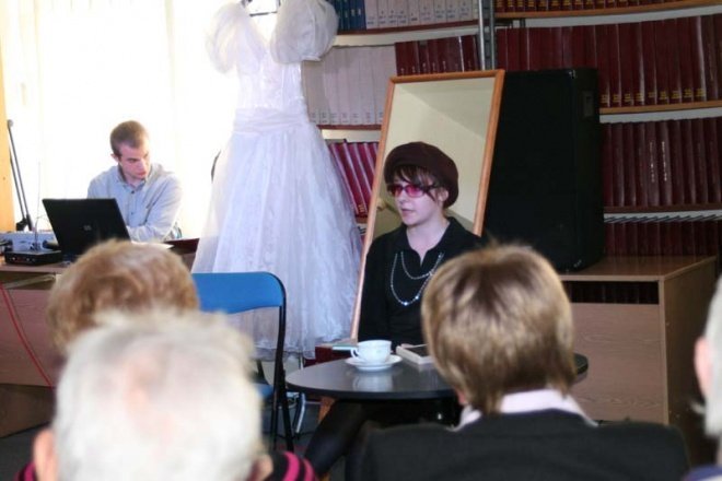 Spektakl Kobiety - sytuacja krytyczna (29.04.2010) - zdjęcie #2 - eOstroleka.pl