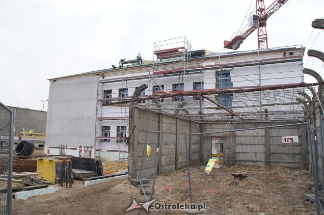 Raport z placu budowy Muzeum Żołnierzy Wyklętych [06.03.2018] - zdjęcie #1 - eOstroleka.pl