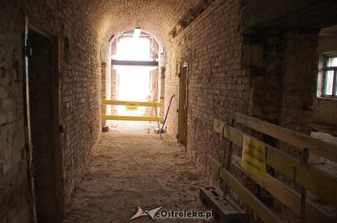 Raport z placu budowy Muzeum Żołnierzy Wyklętych [06.03.2018] - zdjęcie #52 - eOstroleka.pl